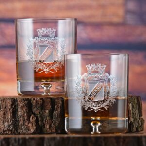 Candylabtoys Engraved Family Crest Crystal Whiskey Glass Set